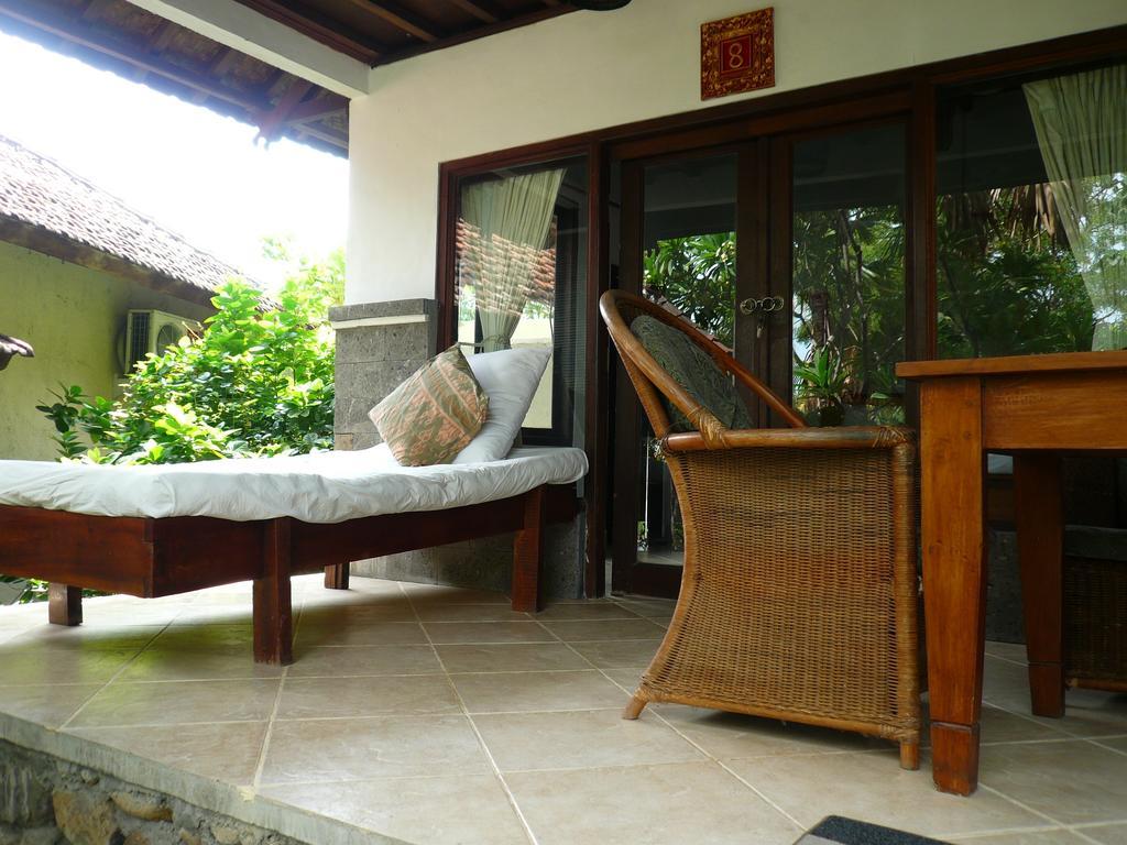 Wawa Wewe II Villas Amed Quarto foto