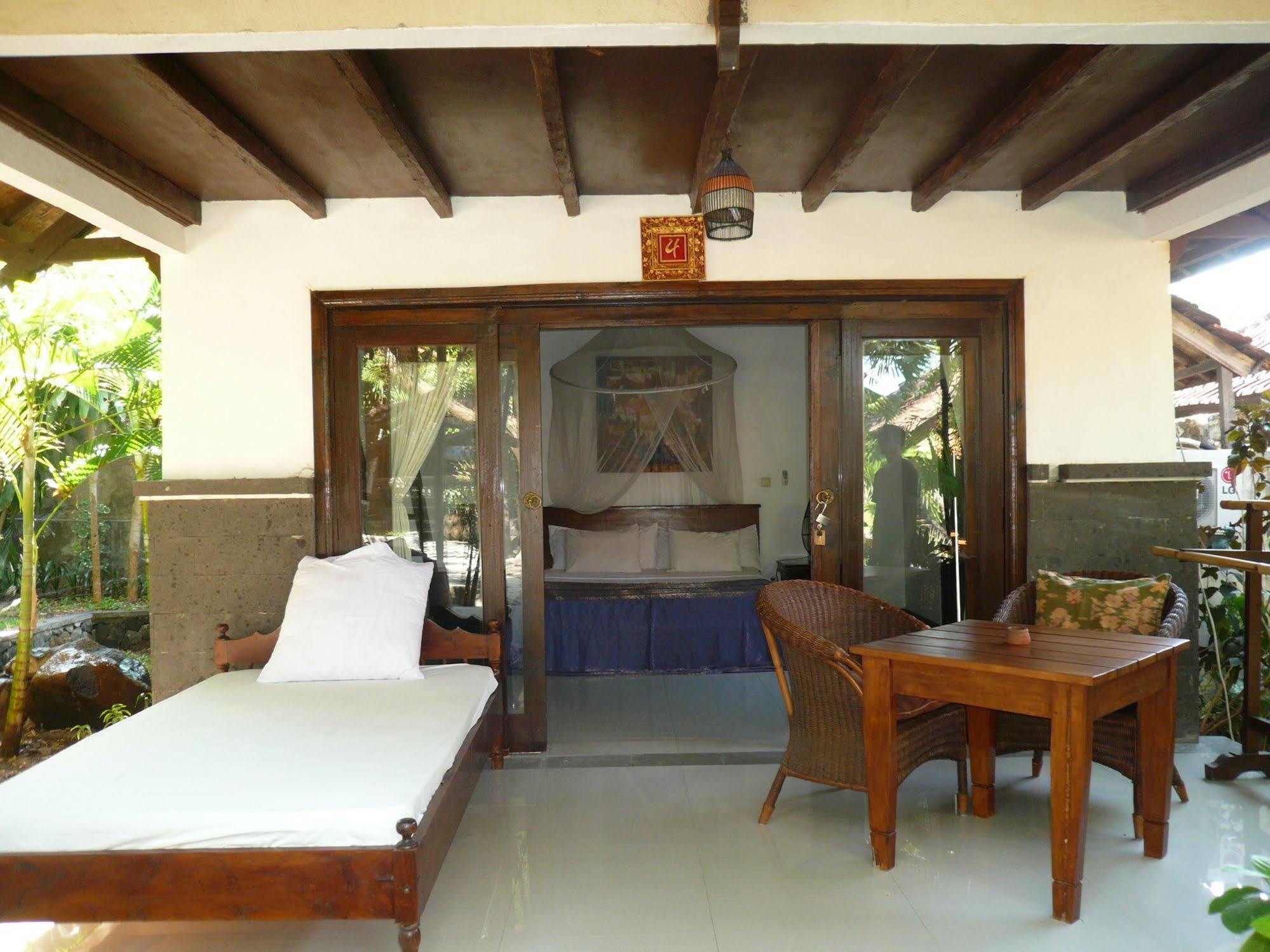 Wawa Wewe II Villas Amed Exterior foto