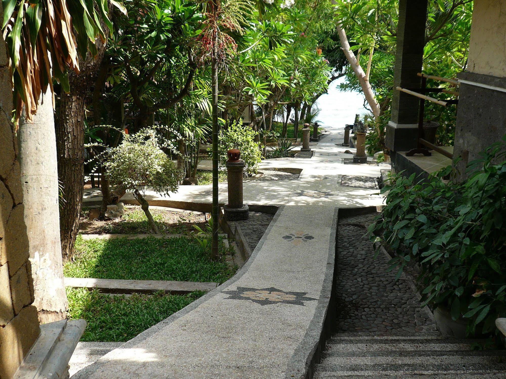 Wawa Wewe II Villas Amed Exterior foto