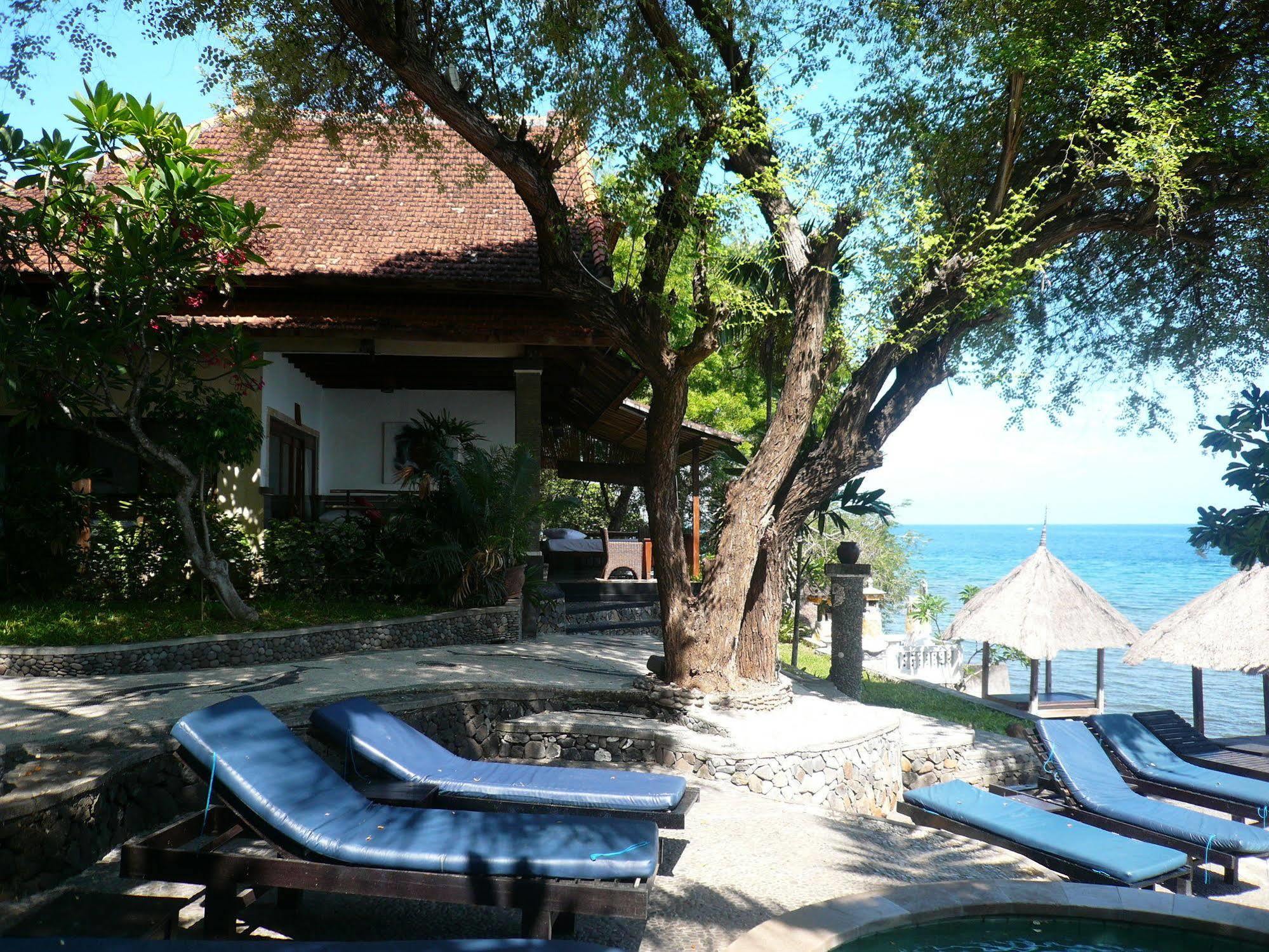 Wawa Wewe II Villas Amed Exterior foto